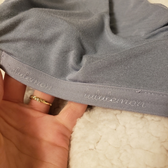 lulu🍋 bra! - Picture 3 of 4